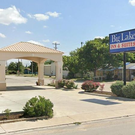 Big Lake Inn And Suites Екстер'єр фото