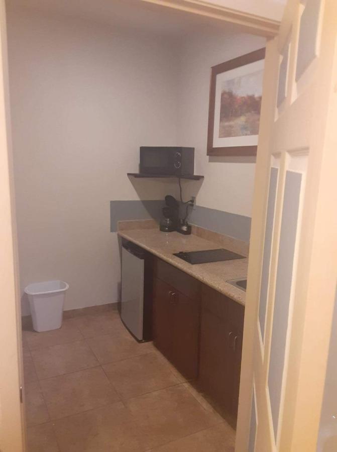 Big Lake Inn And Suites Екстер'єр фото